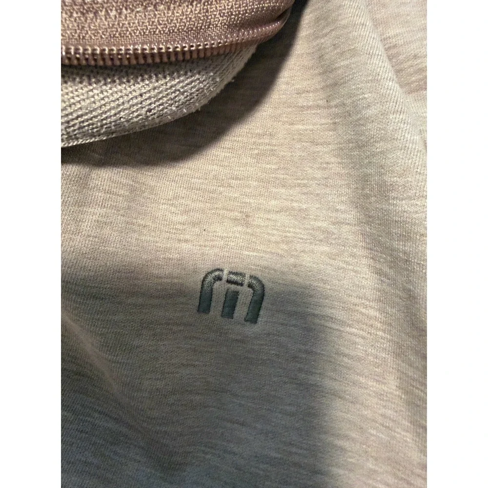 Travis Mathew Men's Beige 1/4 Quarter Zip Golf Pullover  Sweater Long Sleeve